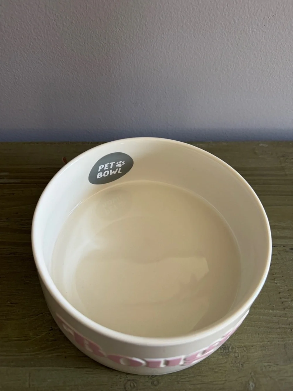 'Bougie'Pet Bowl Ceramic Dog Bowl with Pink 'Bougie' Lettering